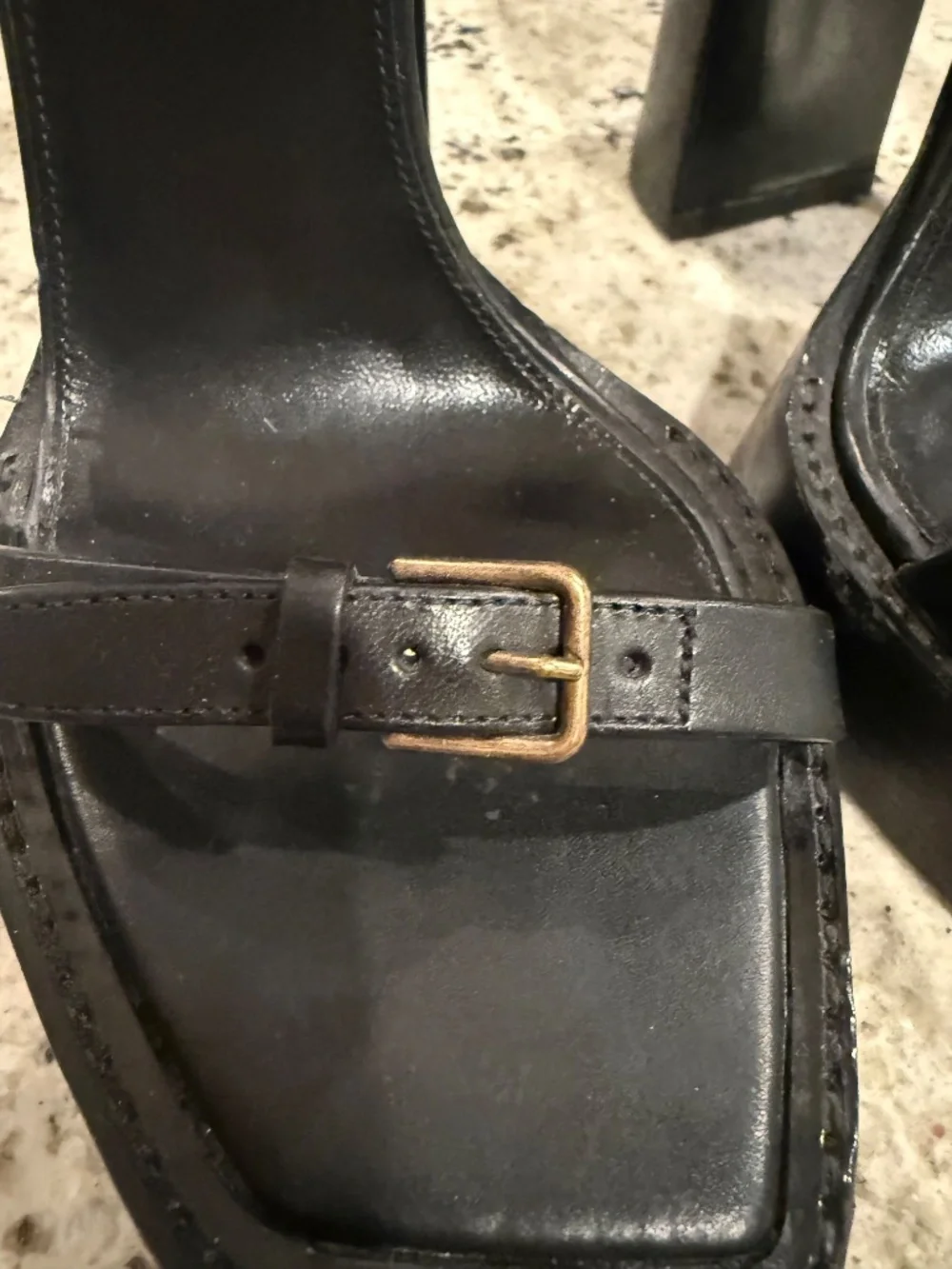 Saint Laurent block heel sandal 37